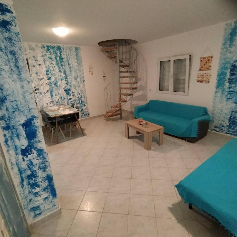 Stamatinas Villa *